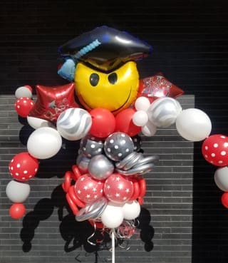 Graduation-Smiley Face Balloon Bouquet Pole [Customize with School Colors]