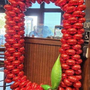The ICONIC OSU BLOCK O is perfect for a Photo Frame or Backdrop at your event.  The BALLOONIACS “BLOCK O”  is decorated with buckeyes and leaves and stands over 8 feet tall and 5 feet wide.
THE "BLOCK O" IS A RENTAL ITEM AND MUST BE IN THE SAME CONDITION AS DELIVERED AT THE END OF YOUR EVENT .  IF THEY HAVE BEEN POPPED, DISPOSED OF, OR OTHERWISE UNABLE TO BE PICKED UP/RETURNED TO BALLOONIACS IN THE SAME CONDITION AS DELIVERED, THE REPLACEMENT COST IS $250 PER BALLOON NOT AVAILABLE FOR PICK-UP.